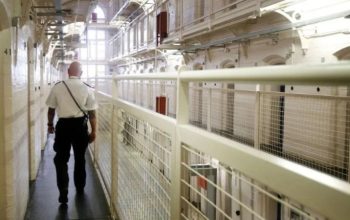 У Шотландії достроково звільнять майже 400 засуджених, аби зменшити переповненість в’язниць