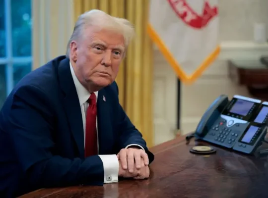 “Британія поводиться неприпустимо, ЄС – ще гірше”. Трамп планує нові мита