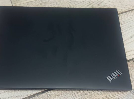 Lenovo ThinkPad T14 Gen 3 32gb ram, 512 ssd