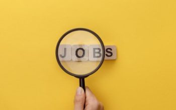 потрібен помічник фіксера з автомобілем