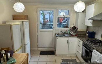 3 Bed flat with garden 🇬🇧