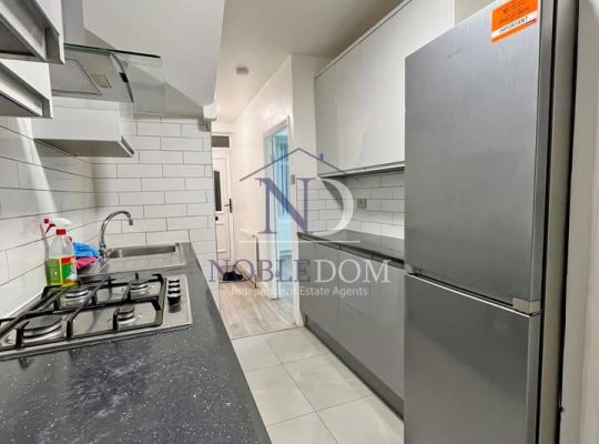 3 Bedroom End of Terrace House 🇬🇧