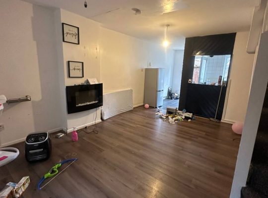 2 Bedroom House 🇬🇧