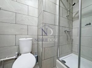 4 Bedroom End of Terrace House