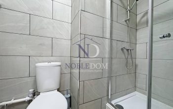 4 Bedroom End of Terrace House