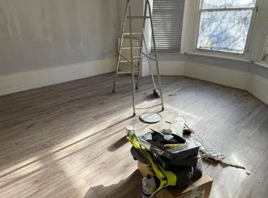 3 bedroom flat with garden