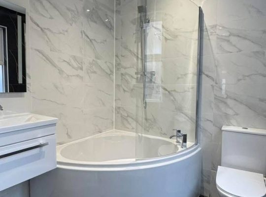 3 Bed house with Garden