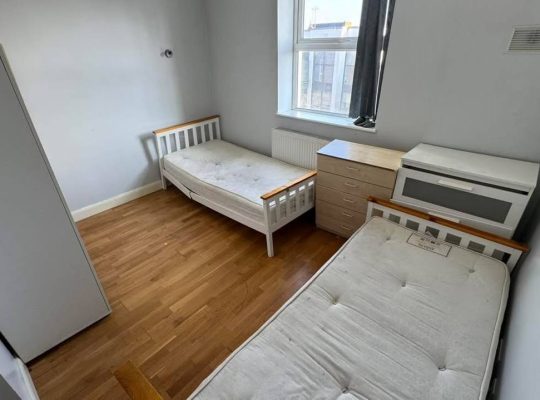 2 Bedroom Flat 🇬🇧