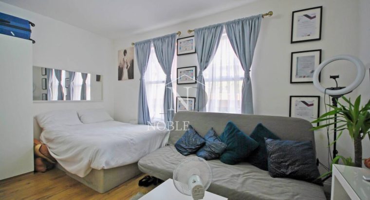 🇬🇧 Studio flat