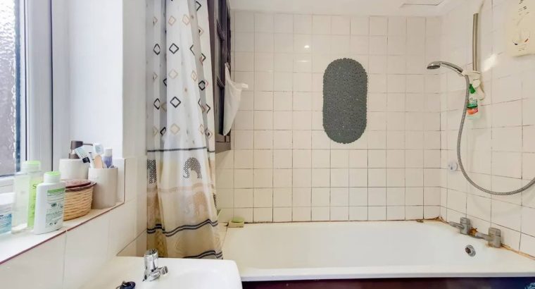 2 bed terraced house