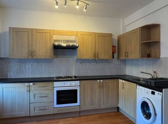 2 bedroom flat (Under Refurbishment)