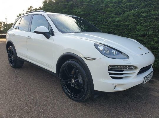 Porsche Cayenne 3.0 TD V6