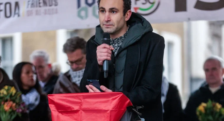 Зірку серіалу “Корона” Халіда Абдаллу у Великій Британії викликали на допит через пропалестинські протести