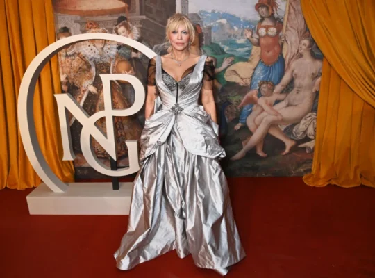 Співачка Кортні Лав через політику Трампа хоче отримати громадянство Великої Британії