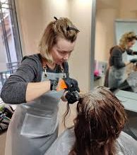 Требуется мастер универсал парикмахер