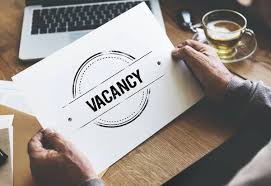 – DAY AND EVENING room attendant та Floor Porter (£13 – £16)