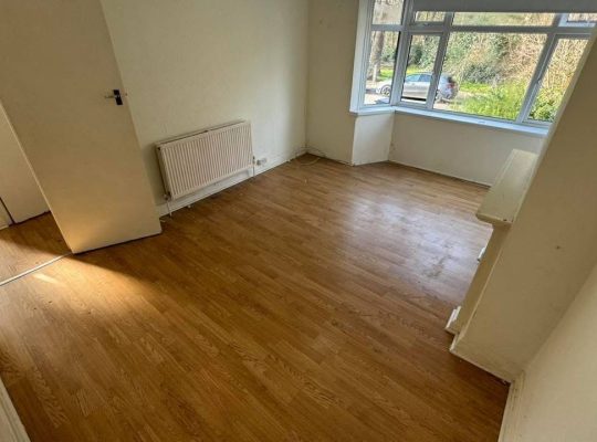 2 Bedroom flat with garden 🇬🇧