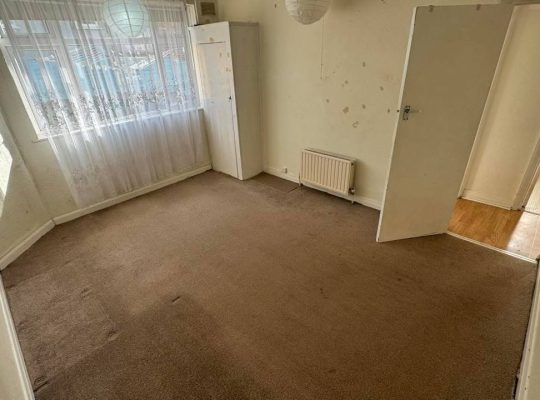 2 Bedroom flat with garden 🇬🇧