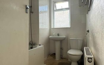 2 Bedroom flat with garden 🇬🇧