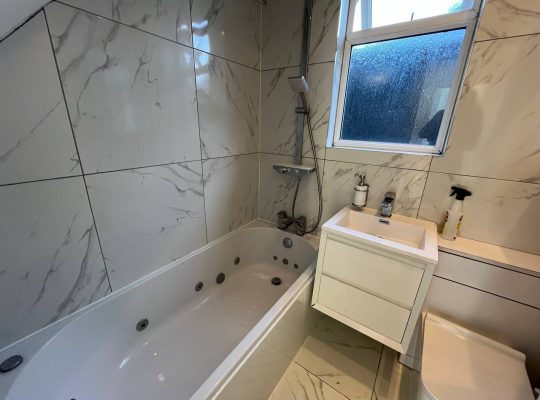 3 bed terraced house