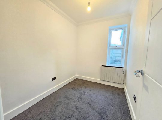 2 bedroom flat