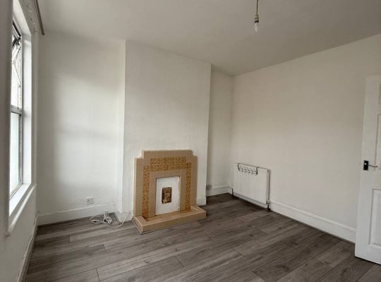 2 bedroom flat