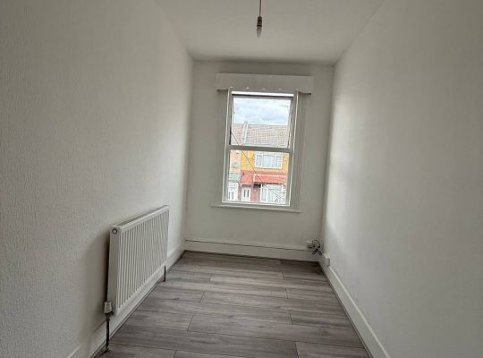 2 bedroom flat