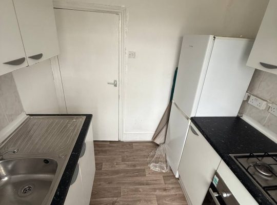 2 bedroom flat