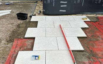 Требуется профессионал для укладки плитки