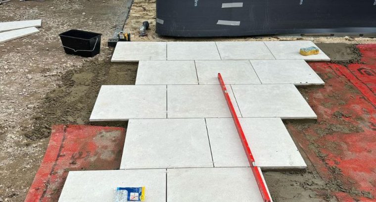 Требуется профессионал для укладки плитки