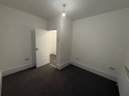 2 bedroom flat