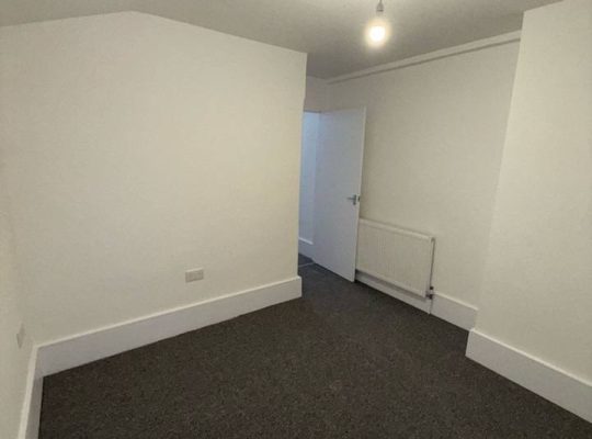 2 bedroom flat