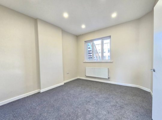 2 bedroom flat