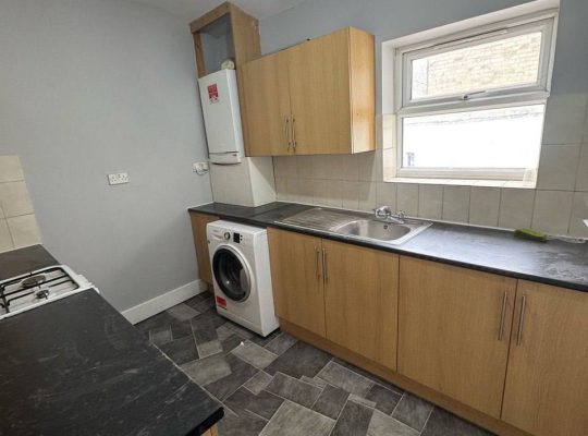 2 bedroom flat