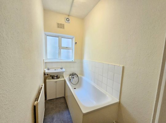2 bedroom flat