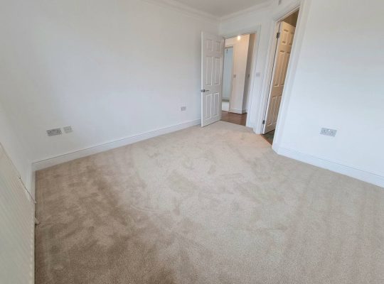 2 bedroom flat