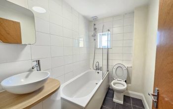 2 bedroom flat