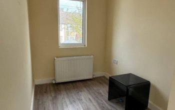 3 bed house with garden