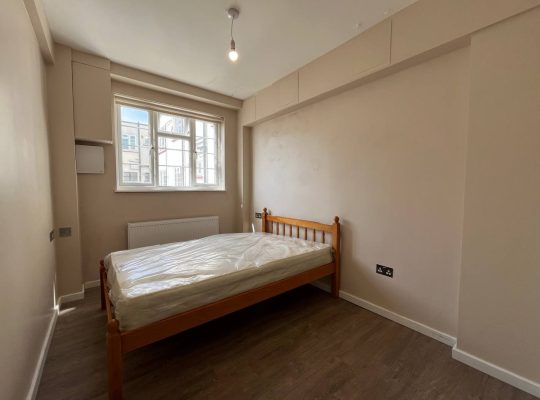 3 bedroom flat