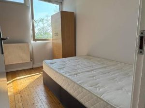 3 Bedroom flat maisonette