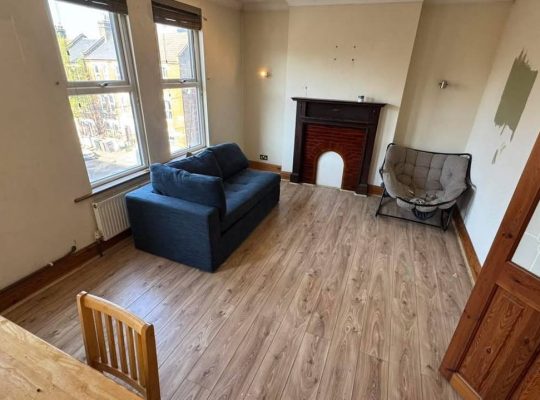2 bedroom flat